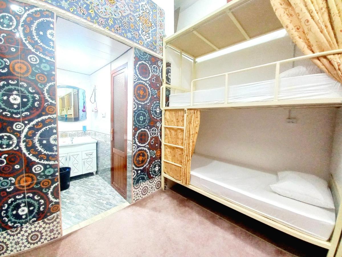 Colibri Traditional Hostel サマルカンド エクステリア 写真